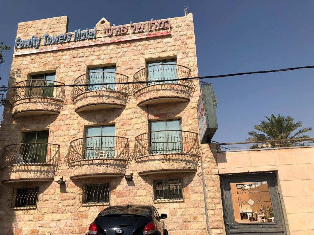 Faulty Towers Hotel Ελάτ Εξωτερικό φωτογραφία